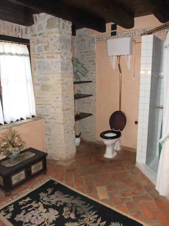 B&B Casa Medievale Del Mugnaio Strassoldo Bagian luar foto